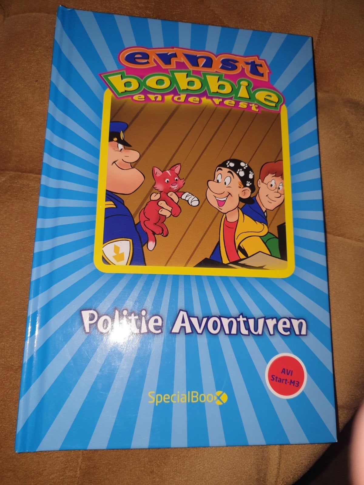 Ernst, Bobbie en de rest: Politie Avonturen (SpecialBook), Boeken, Ophalen of Verzenden, Gelezen, Ernst en Bobbie, Fictie algemeen