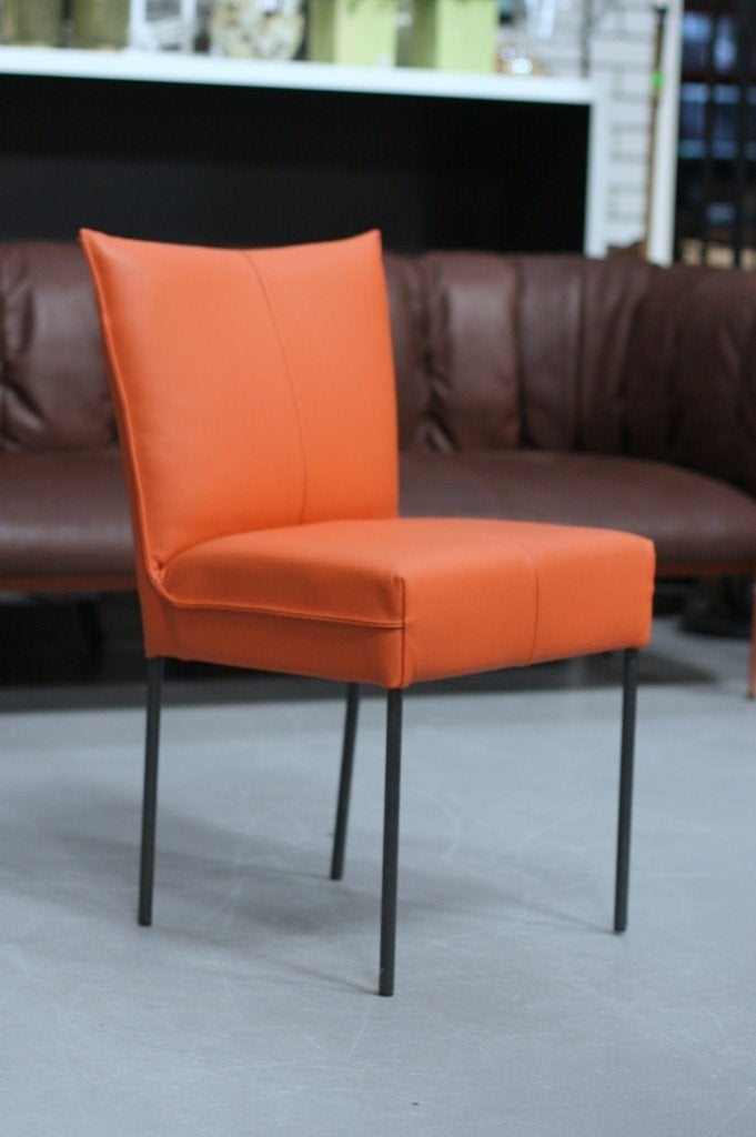 Leuke moderne eetkamerstoel Forward Jess Design leer oranje, Huis en Inrichting, Ophalen, Modern design, Overige kleuren, Zo goed als nieuw