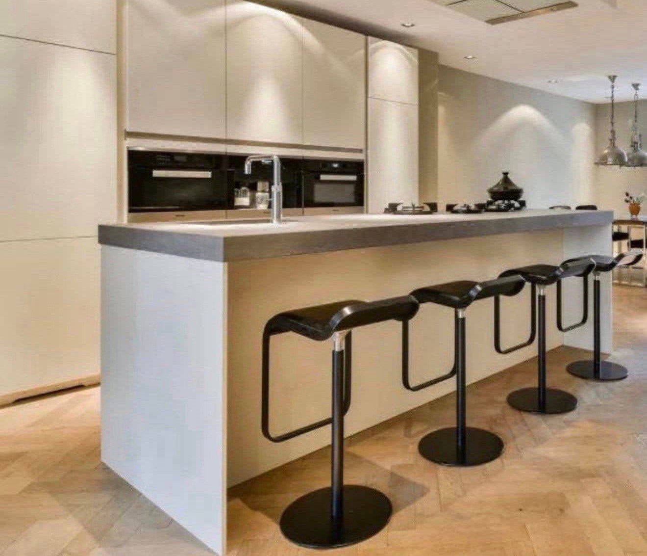 Design krukken Lapalma zwart 4 stuks, Huis en Inrichting, Ophalen of Verzenden, Zo goed als nieuw