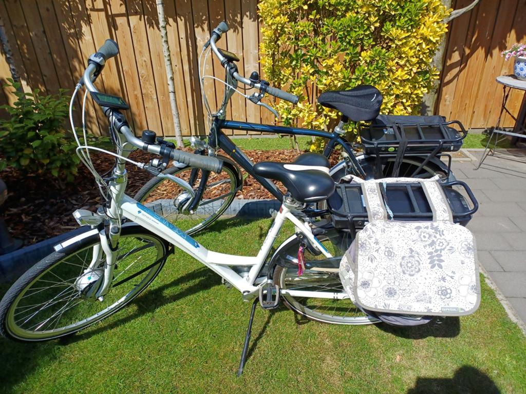 2 Batavus elektrische fietsen - Zo goed als nieuw, Ophalen, Zo goed als nieuw, Trommelrem, Batavus