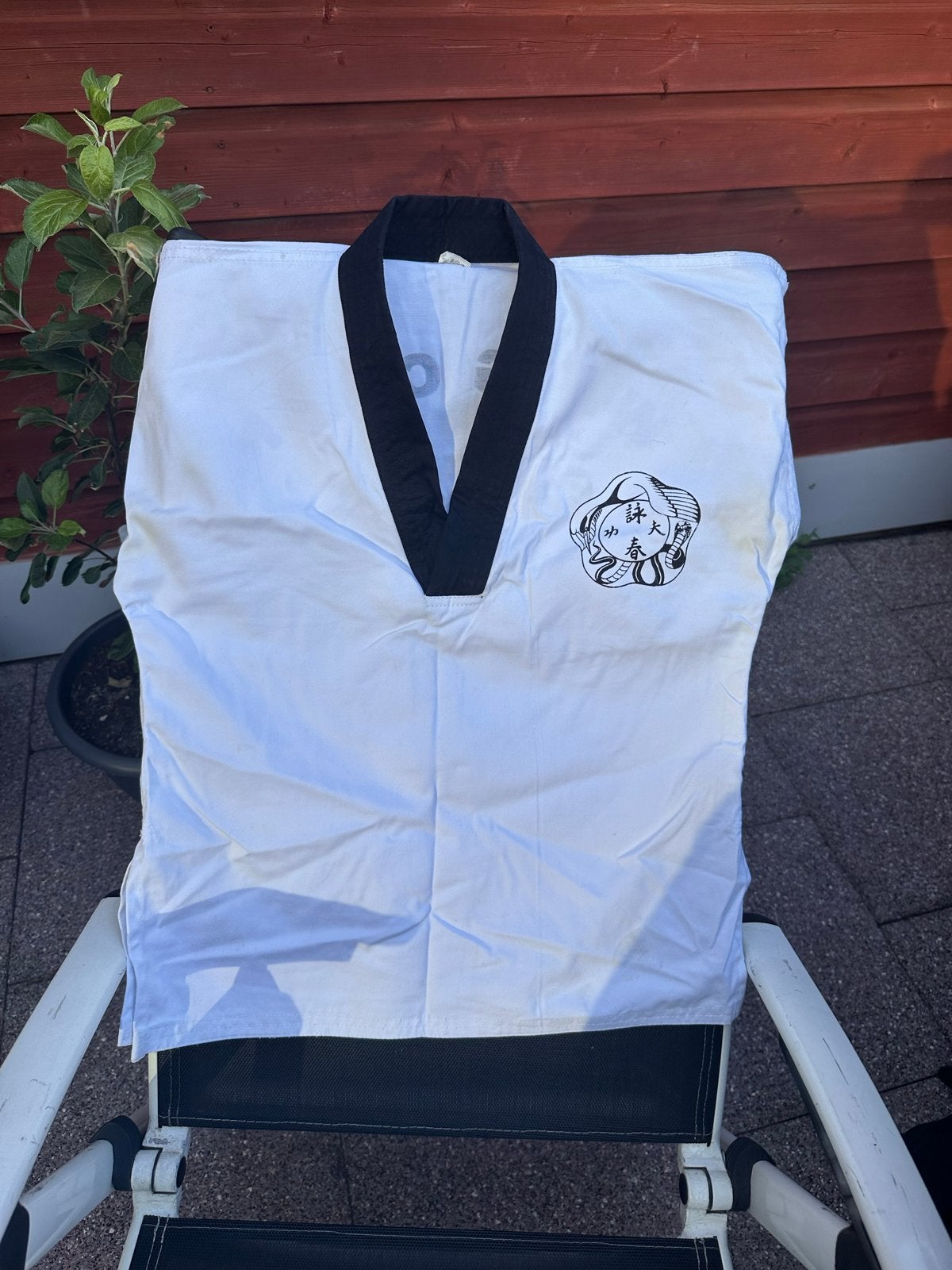 Wing Chun vechtsportpakken en bescherming (kindermaat), Sport en Fitness, Gebruikt, Overige, Maat XS of kleiner, Vechtsportpak