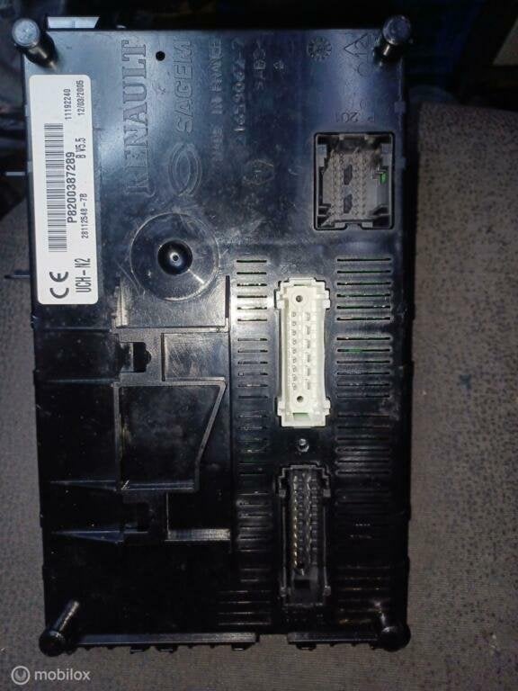 BSI-module  Renault Clio II '98-'08 8200387289 uch-n2 volkel, Gebruikt, Renault, Ophalen of Verzenden, Renault