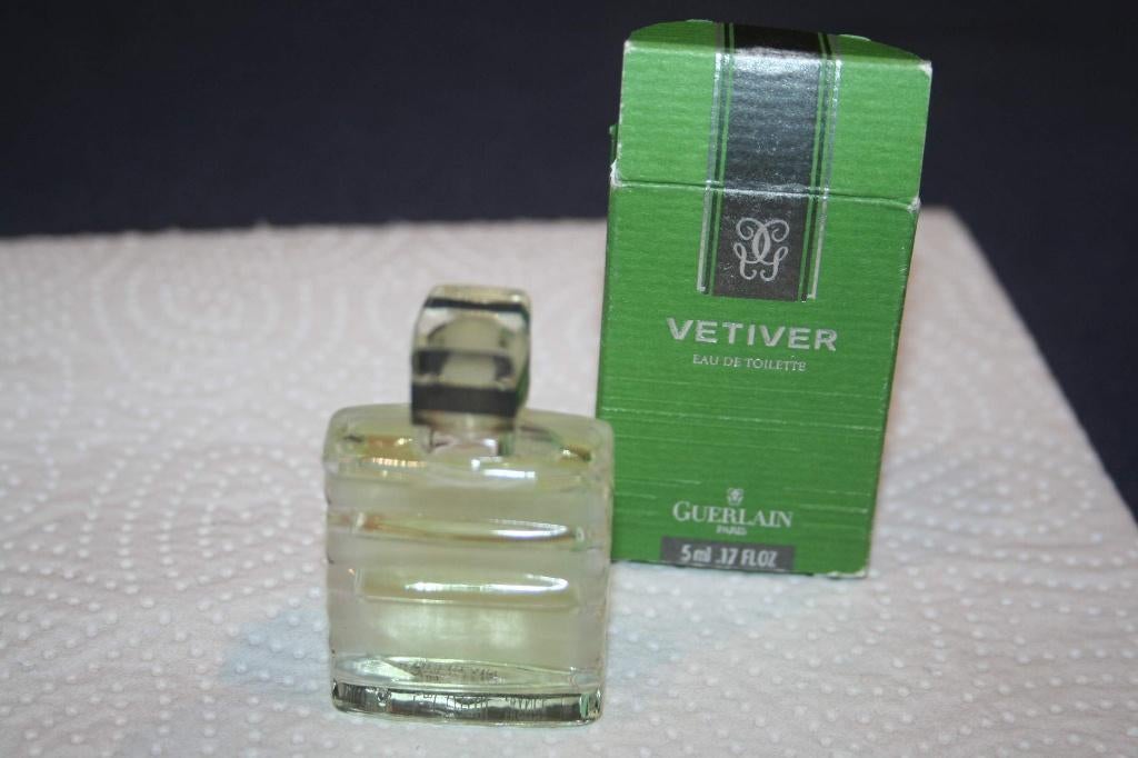 Miniatuur Guerlain Vetiver  EdT  5 ml nieuw & OVP, Verzamelen, Parfumverzamelingen, Verzenden, Nieuw, Miniatuur, Gevuld