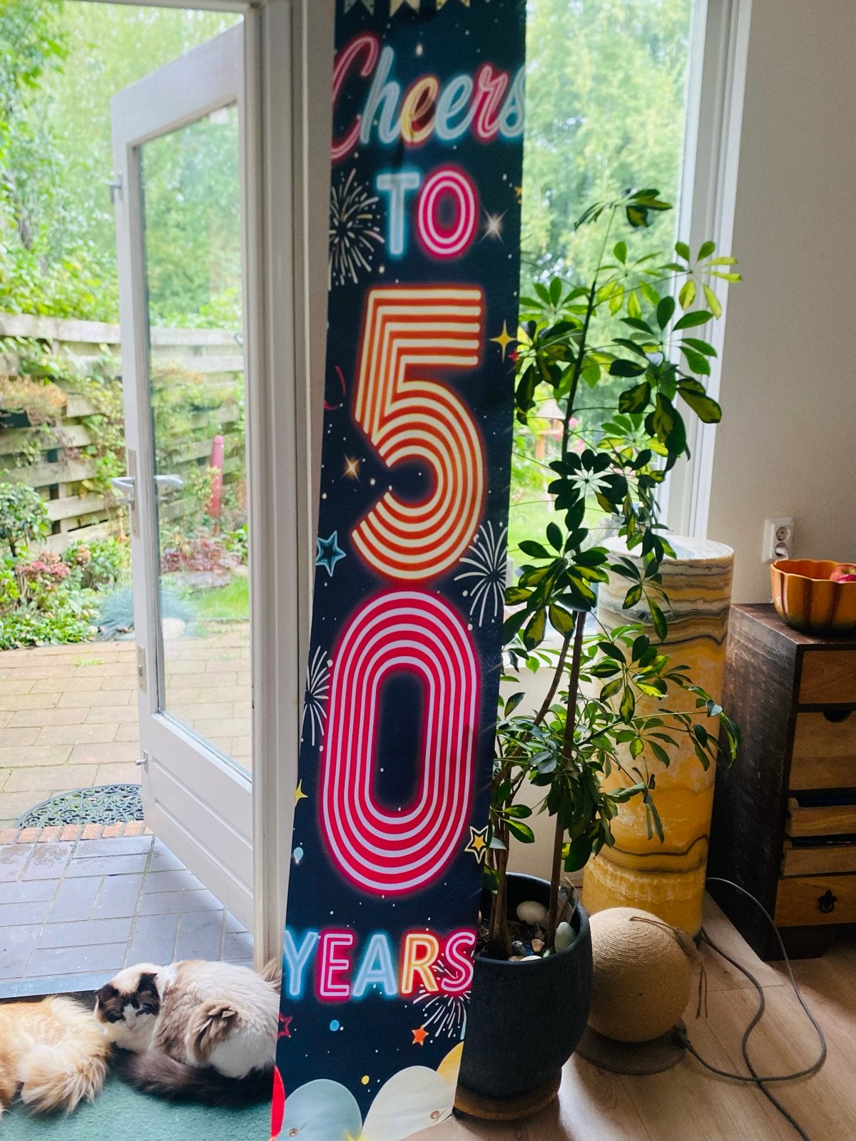 Feestartikelen 50 jaar - Versiering en accessoires, Hobby en Vrije tijd, Feestartikelen, Ophalen of Verzenden, Zo goed als nieuw