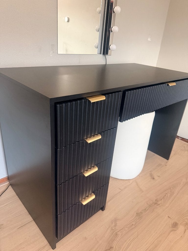 zwart dressoir/bureau, Diversen, Ophalen, Zo goed als nieuw
