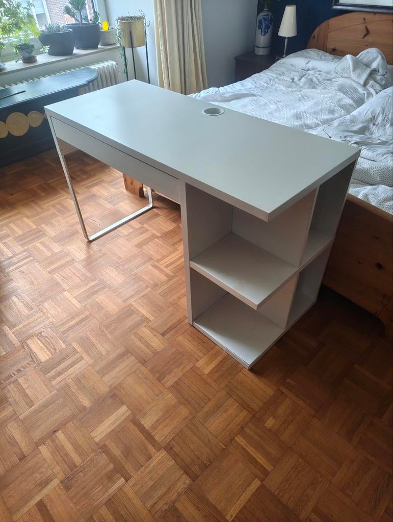 Ikea Bureau, Huis en Inrichting, Bureaus, Ophalen