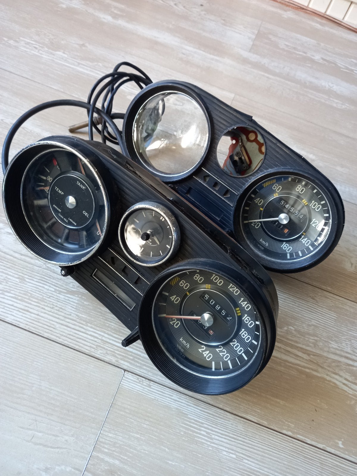 Mercedes w114 en w115 dashbords, Auto-onderdelen, Dashboard en Schakelaars, Ophalen