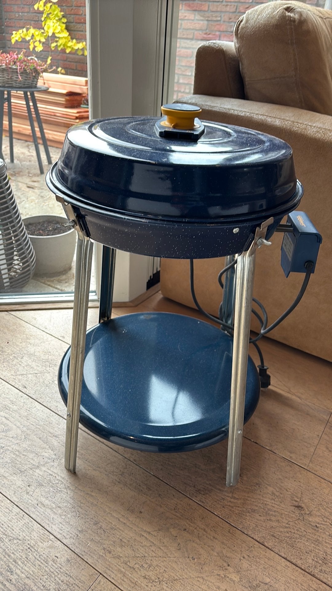 Rookkast, Tuin en Terras, Ophalen, Zo goed als nieuw