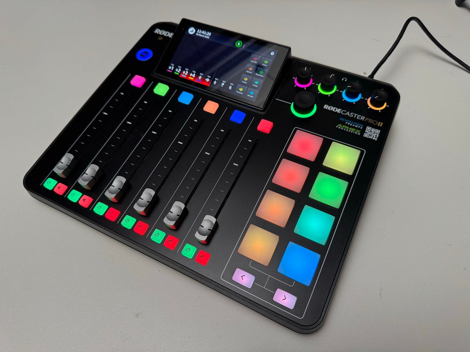 Rodecaster Pro 2 - Amper gebruikt, Ophalen of Verzenden, Zo goed als nieuw, 5 tot 10 kanalen, Microfooningang