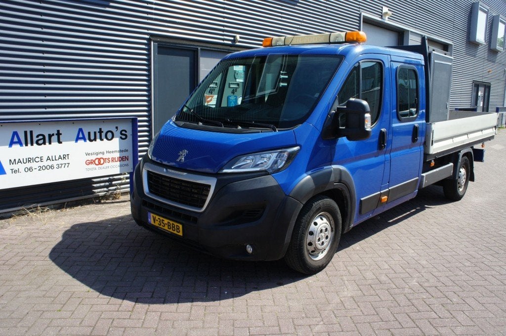 Peugeot BOXER 2.0 Blue HDi 163pk Dubbel Cabine Open Laadbak, Achterwielaandrijving, 4 cilinders, Blauw, 7 stoelen