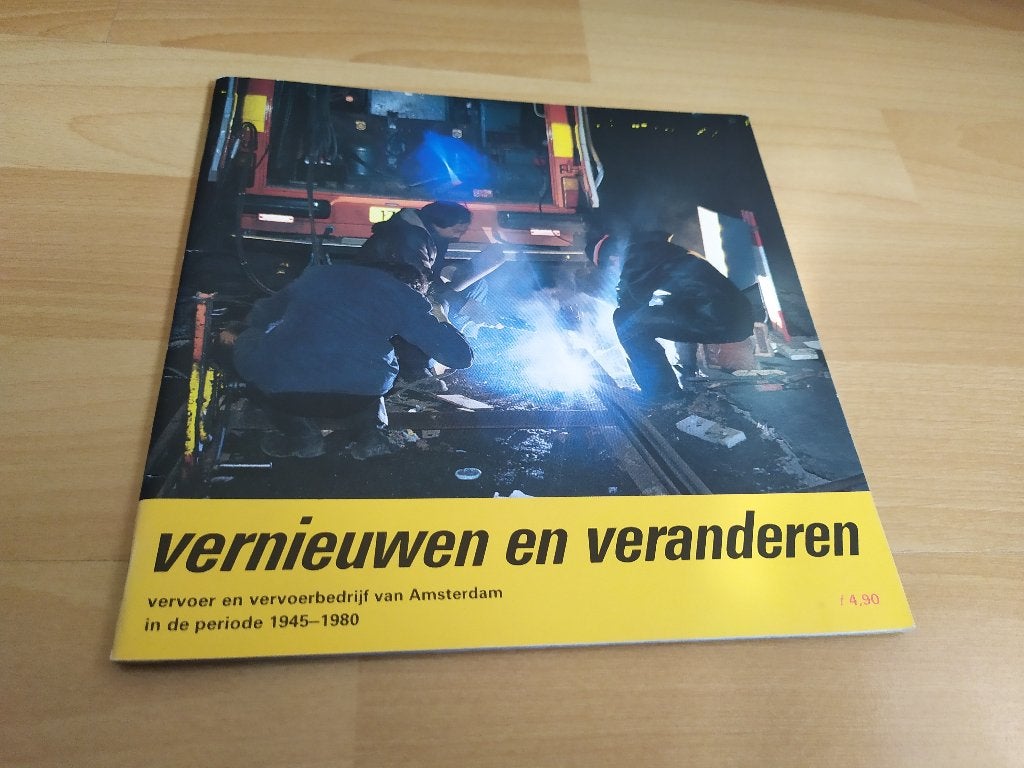 Vernieuwen en veranderen - vervoer en vervoersbedrijf van..., Ophalen of Verzenden, Gelezen, Overige vervoermiddelen