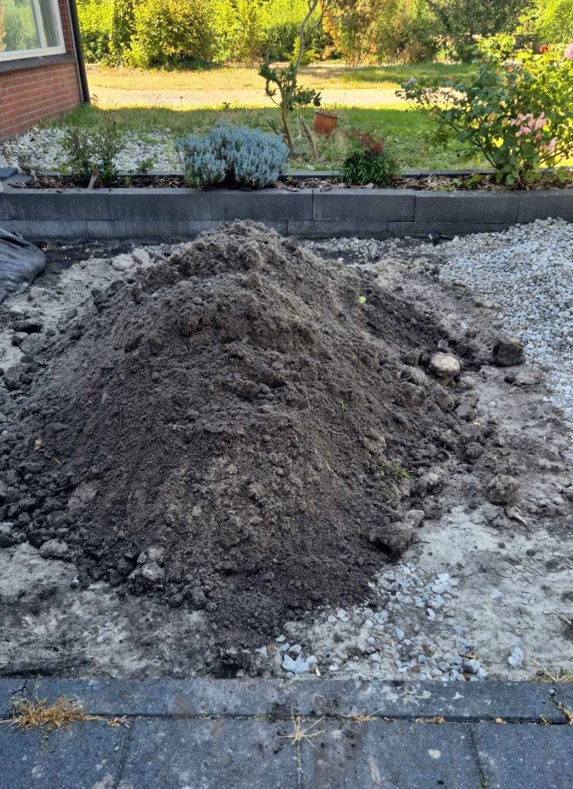 Gratis grond zwart zand, Tuin en Terras, Ophalen, Tuinaarde