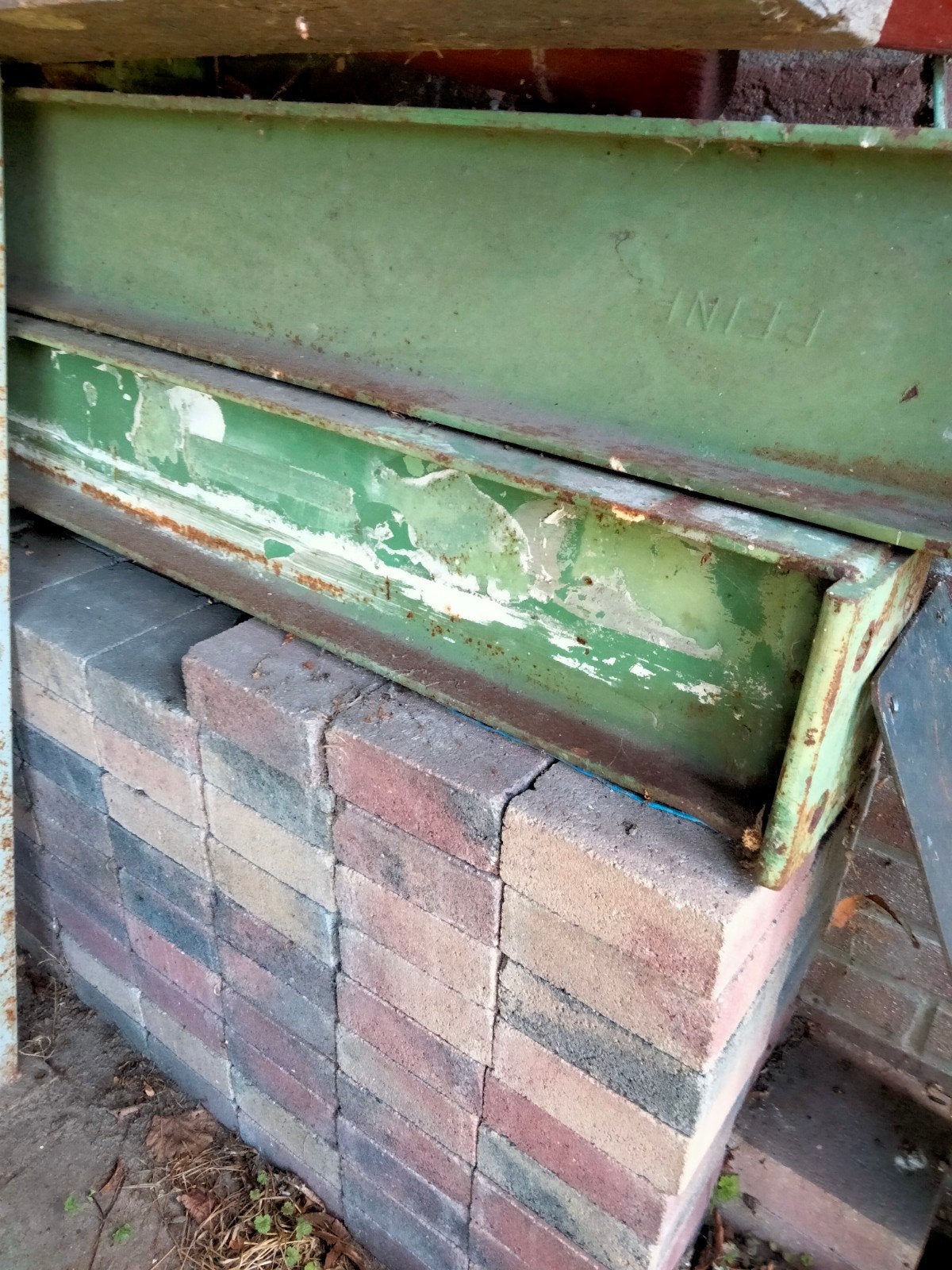 Gebruikte groene metalen balken, Ophalen, Gebruikt, 200 tot 250 cm, 50 mm of meer