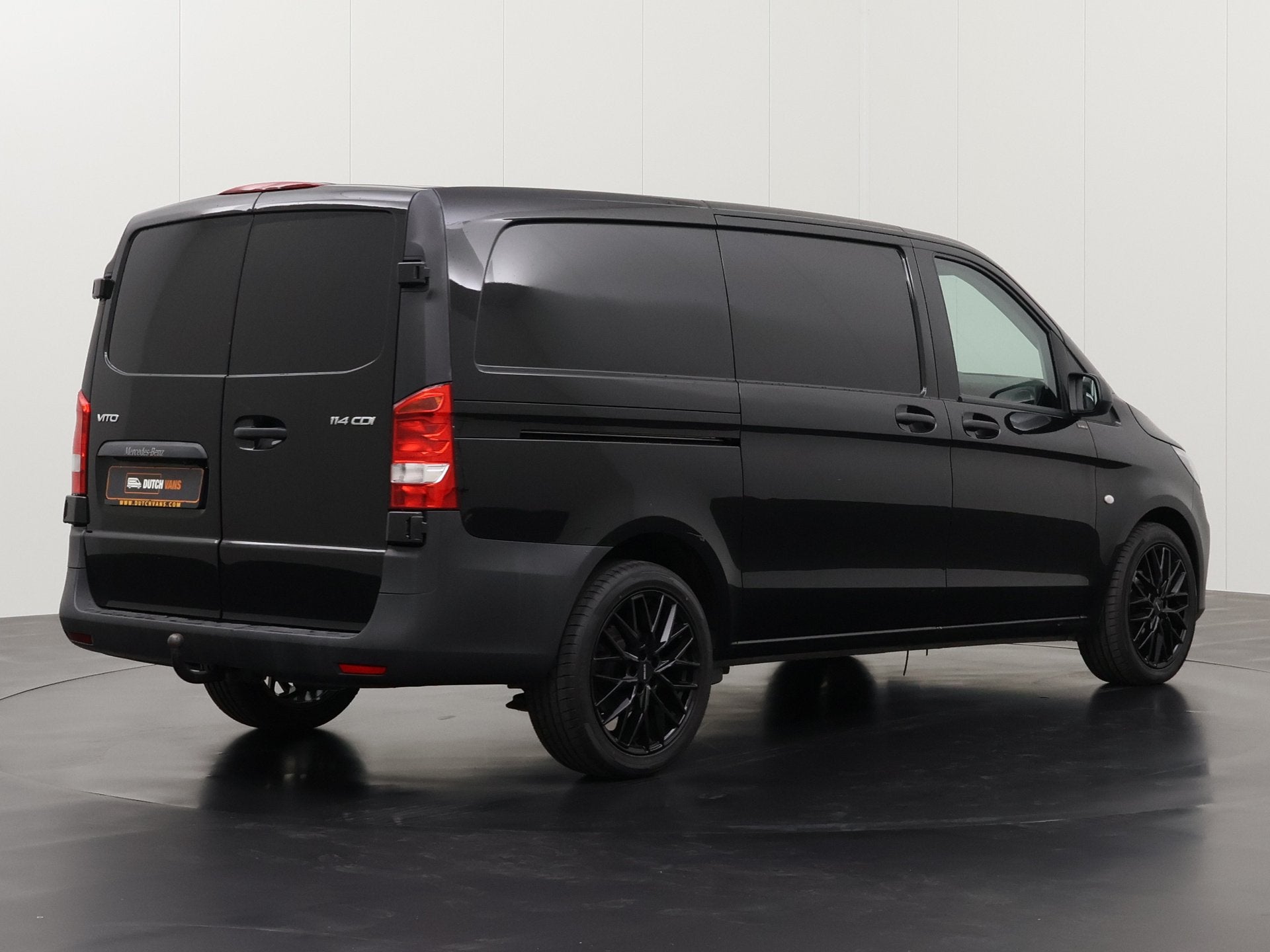 Mercedes-Benz Vito 114CDI Lang Black Edition | Navigatie | C, 13 km/l, Gebruikt, 4 cilinders, 2000 kg