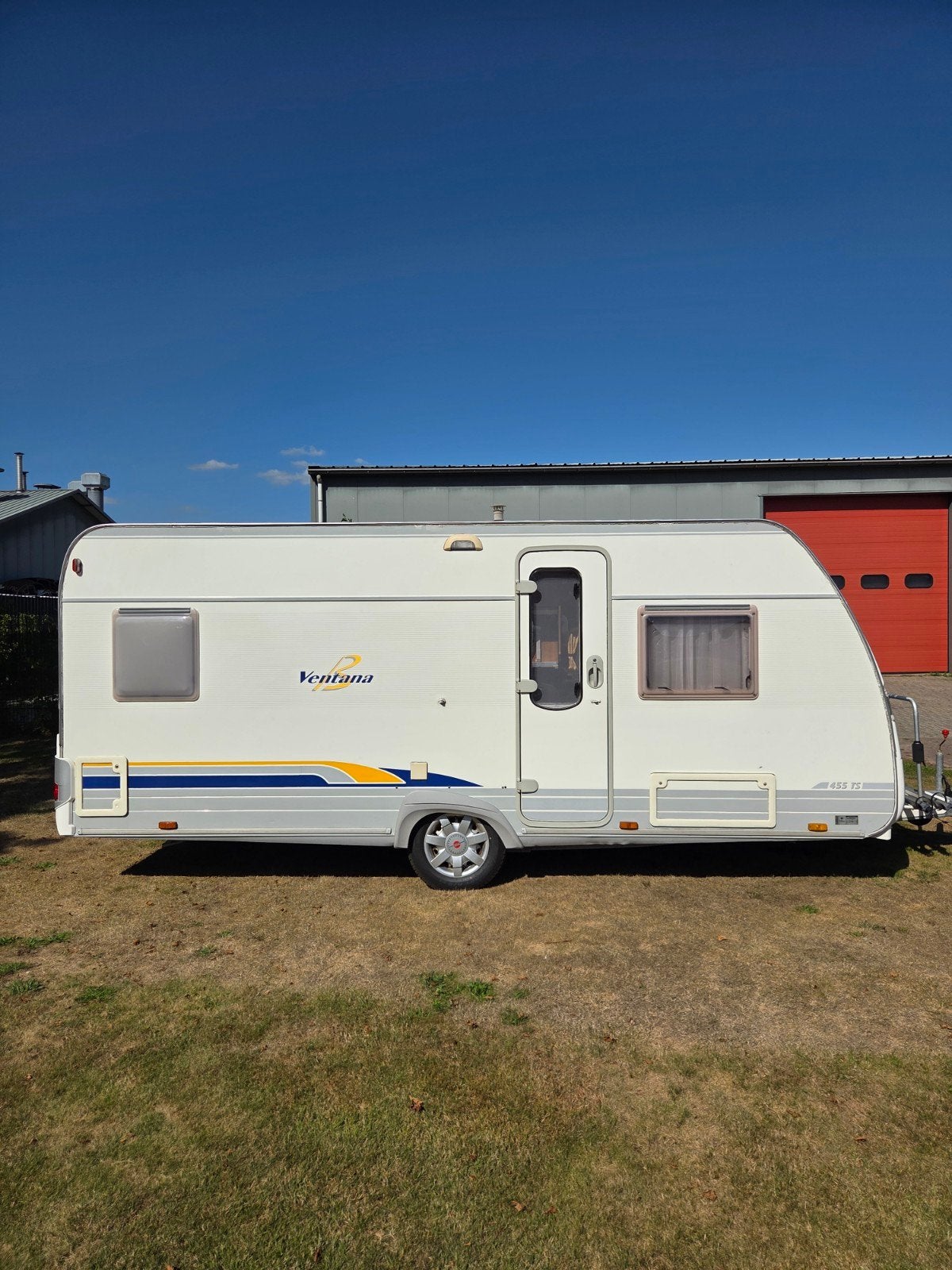 Bürstner Ventana 455 TS (2003) - Compleet & goed onderhouden, Caravans en Kamperen, Caravans, Stabilisator, Vast bed, Rondzit