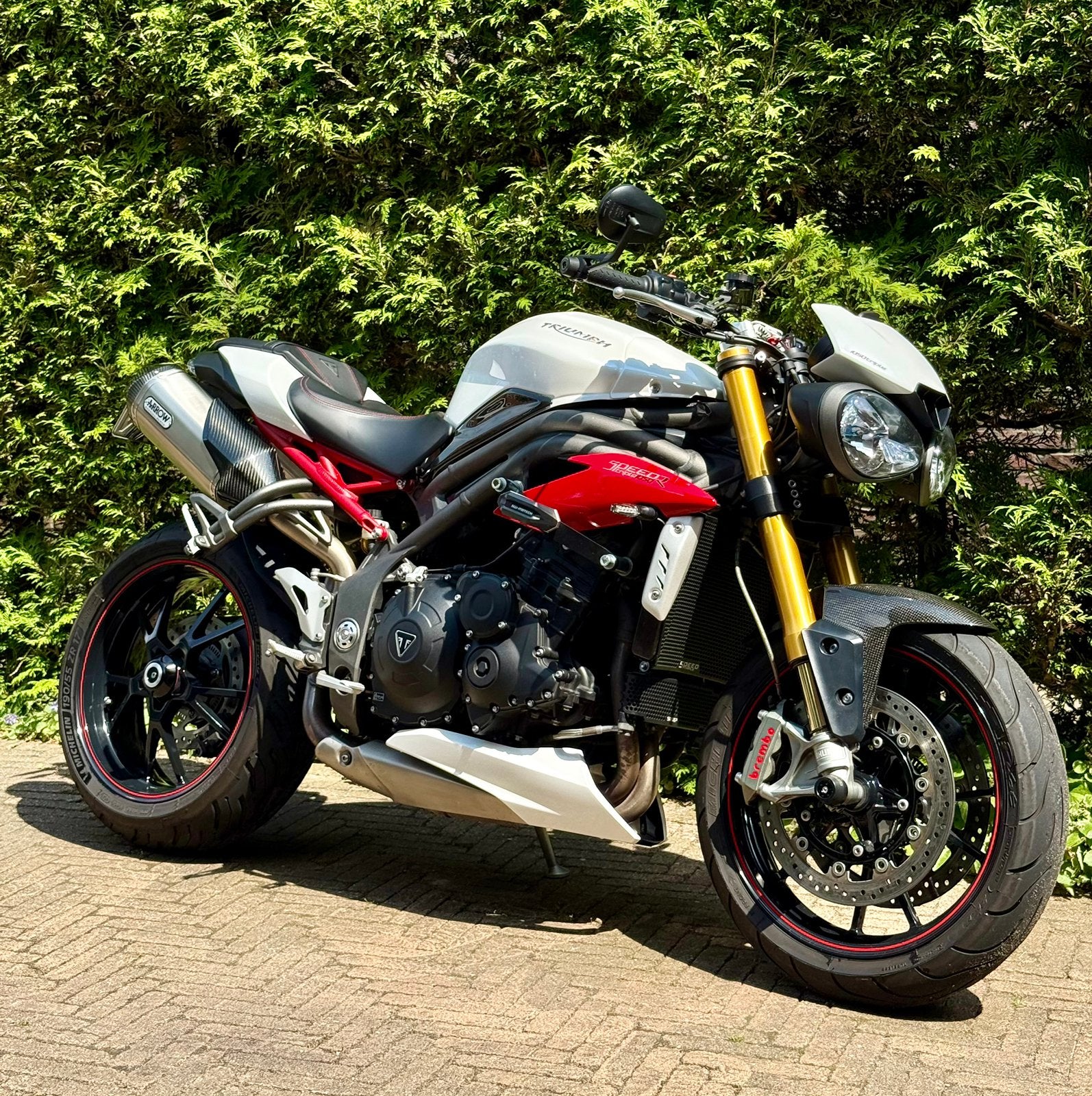 Triumph Speed Triple 1050 R | Öhlins | Brembo | Arrow | QS, Motoren, Motoren | Triumph, Occasion, Motorrijbewijs A, 3 cilinders