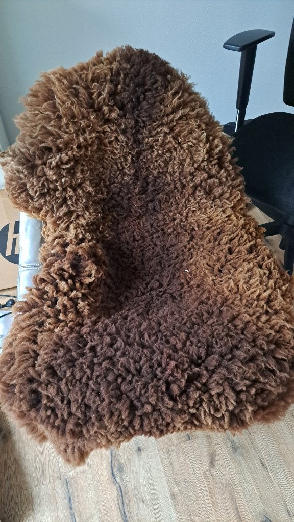 Bruin schapenvacht, Ophalen, Bruin, 50 tot 100 cm, Zo goed als nieuw