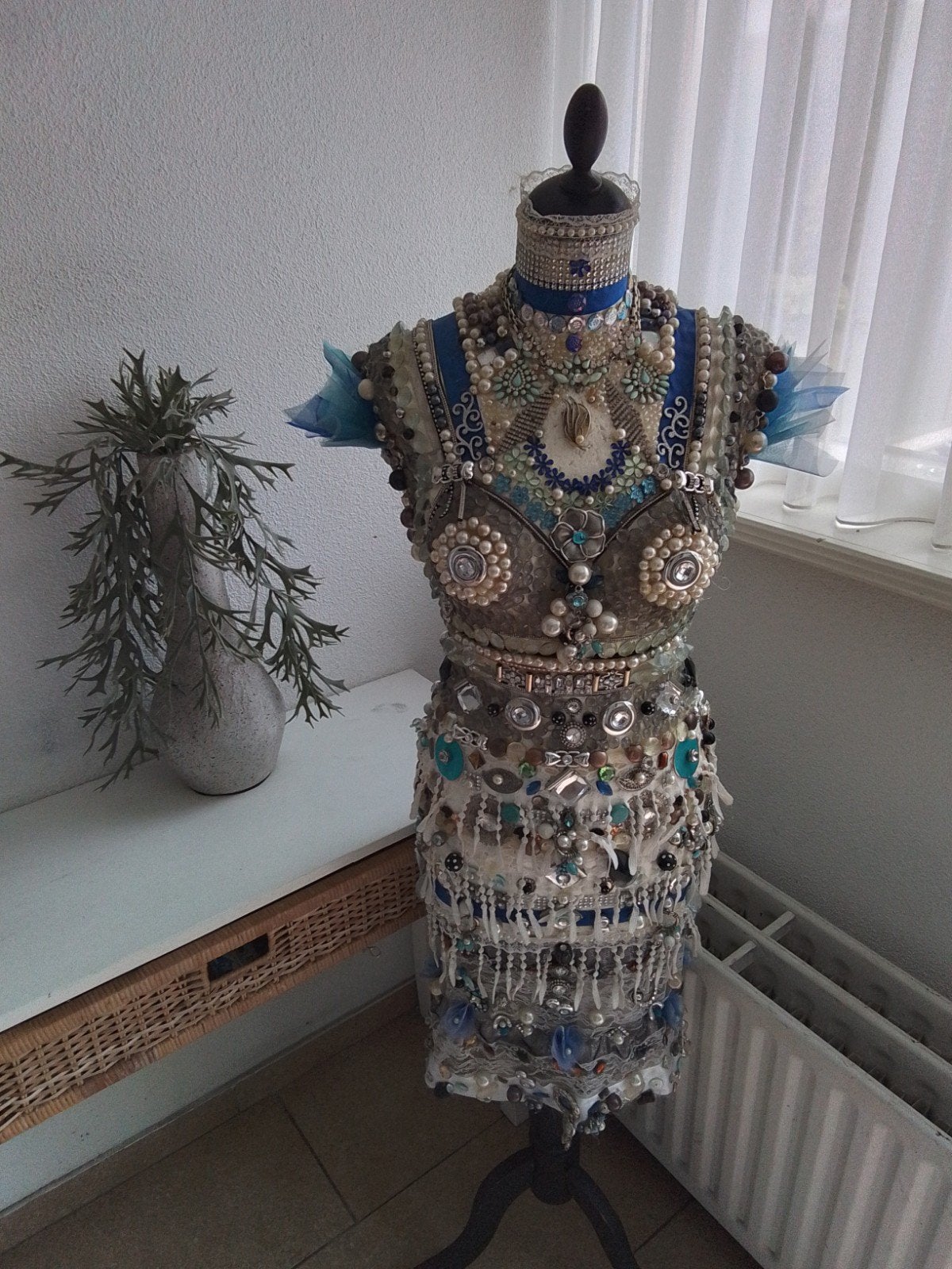 Zeer zeer mooie aparte torso op standaard, Ophalen of Verzenden, Zo goed als nieuw