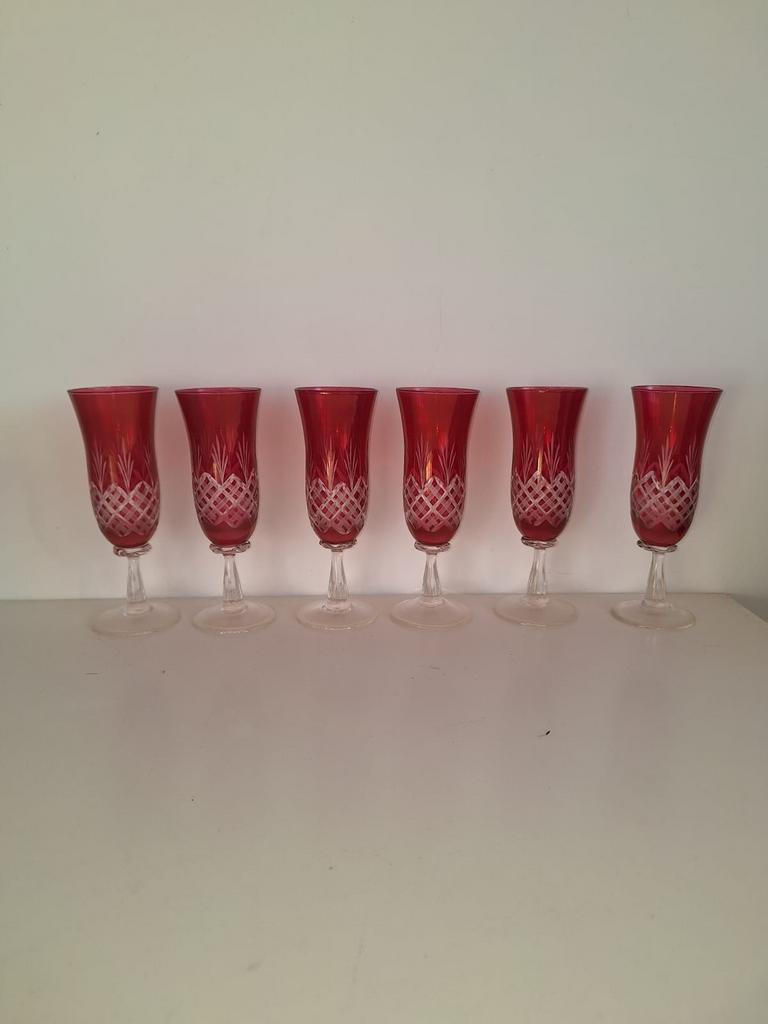 Set van 6 rode kristallen champagneglazen, Antiek en Kunst, Antiek | Glas en Kristal, Ophalen