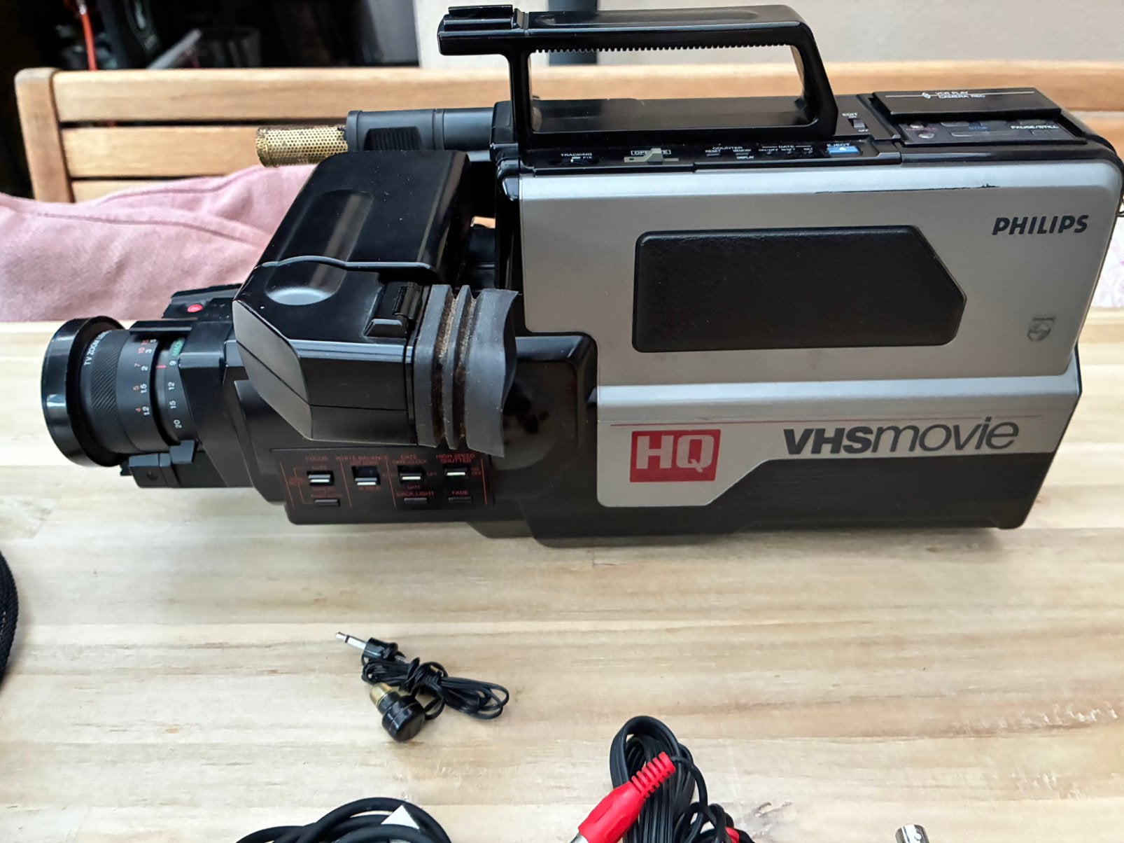 Philips VHS Movie Camera, model VKR6820/01, Ophalen, VHS of SVHS, Camera