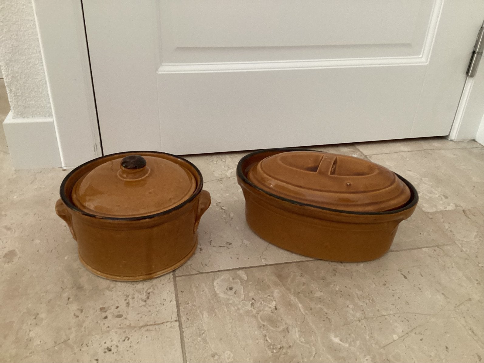 Twee stenen Oven schalen met deksel, Overige typen, Ophalen of Verzenden, Zo goed als nieuw, Steen/keramiek