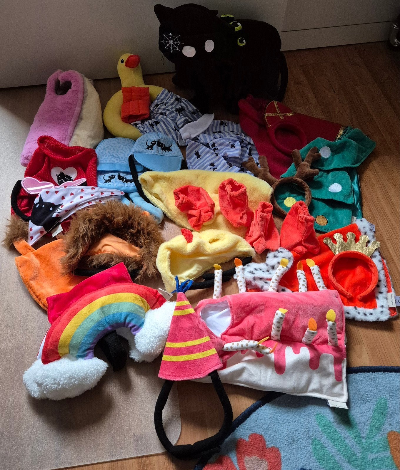 Hema siepie poes aankleedknuffel met heel veel kleertjes!, Met kleding of accessoire, Hema, Overige karakters, Nieuw