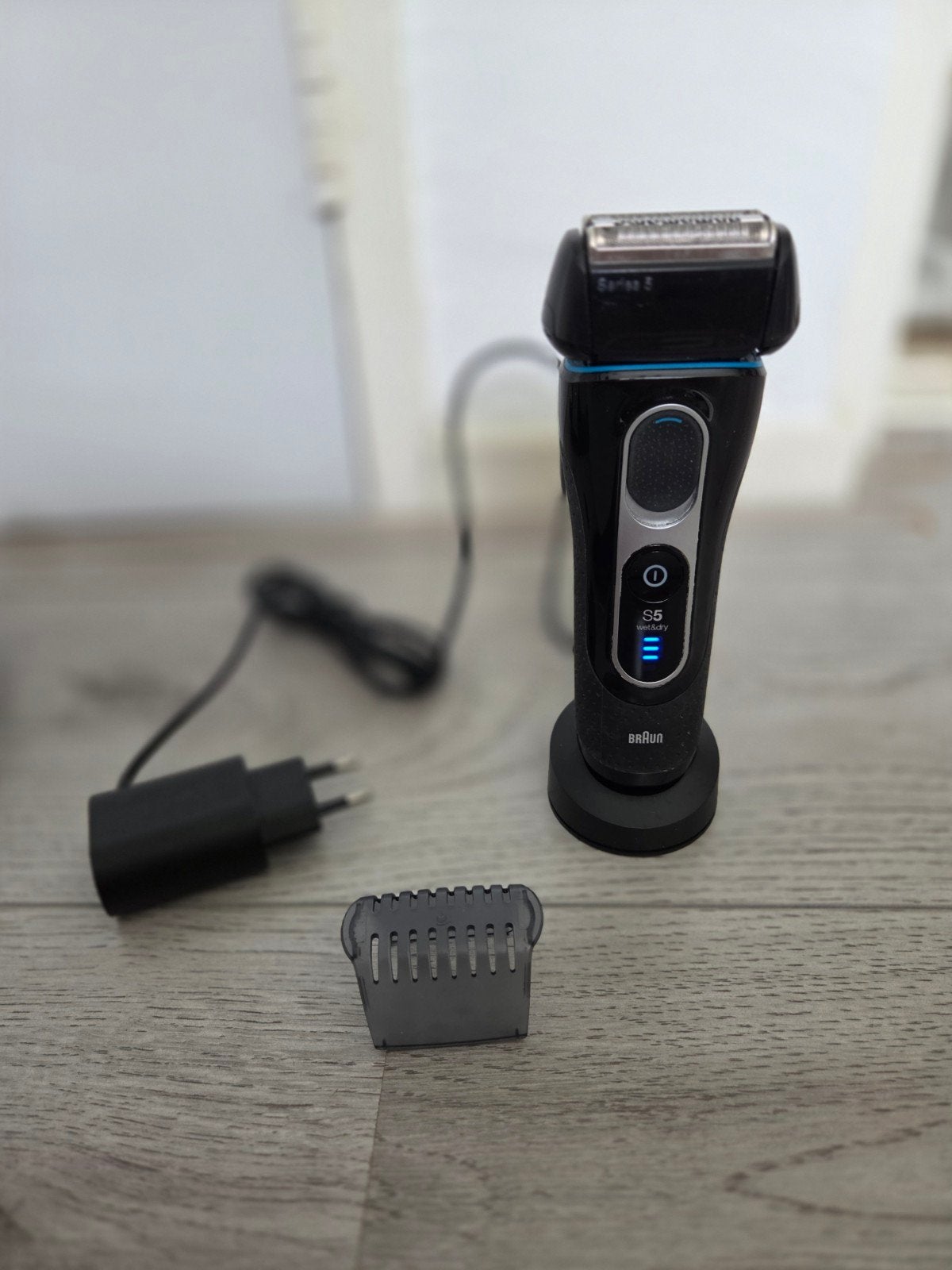 Braun series 5 wet&dry scheerapparaat, Ophalen of Verzenden, Gebruikt, Scheren en Epileren