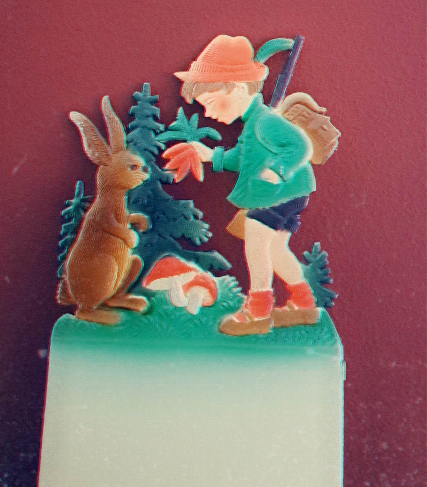 Vintage paperen decoratie jongen met konijn en paddenstoel, Ophalen of Verzenden