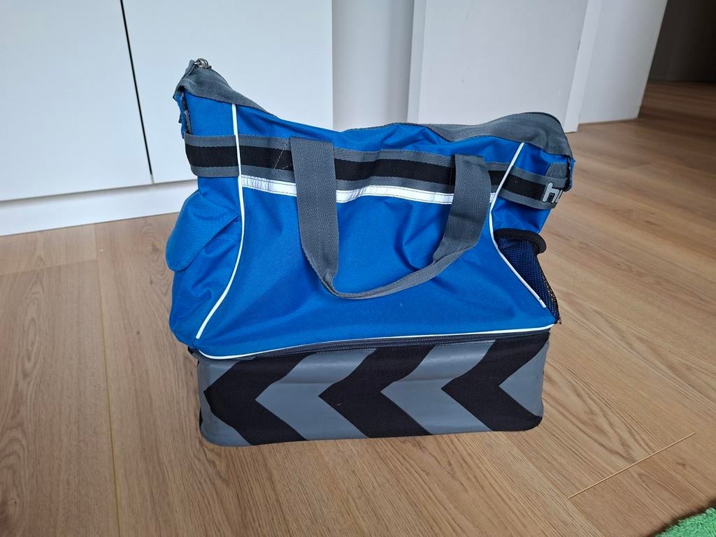 Hummel sporttas blauw met schoenenvak, Ophalen of Verzenden