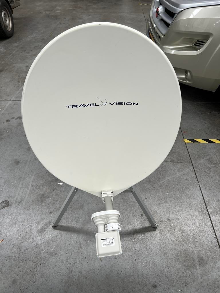 Travelvision 65 cm schotel, Ophalen, Gebruikt