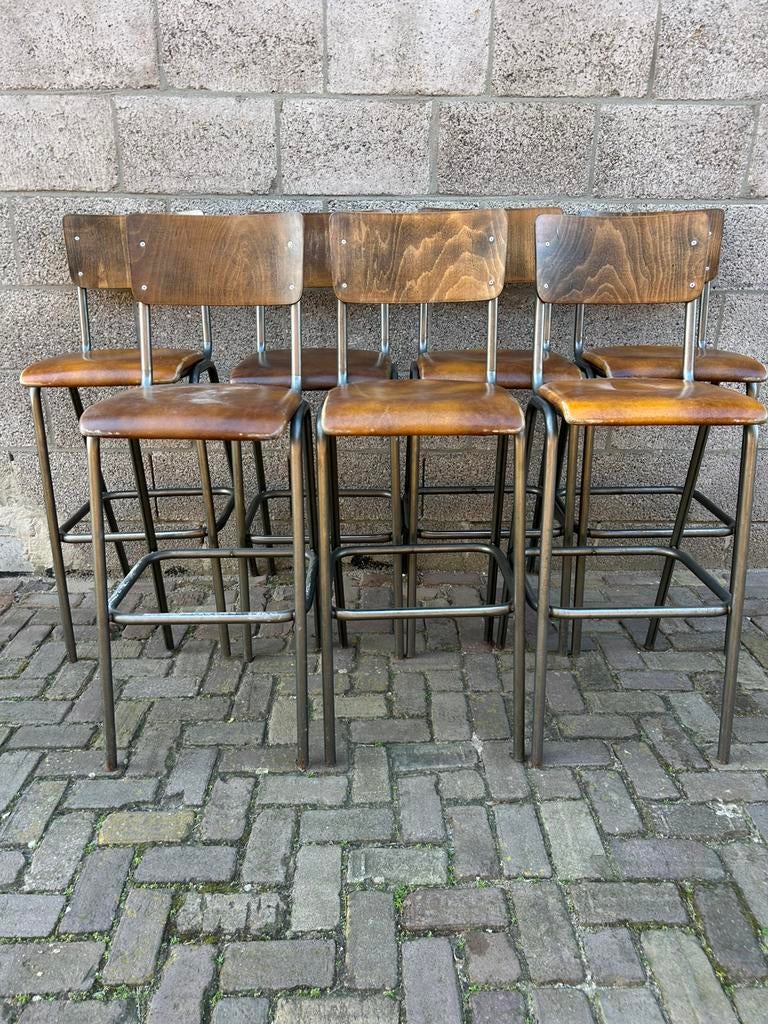 1 set 8 stuks Vintage Barkruk – Industrieel – Kunstleder