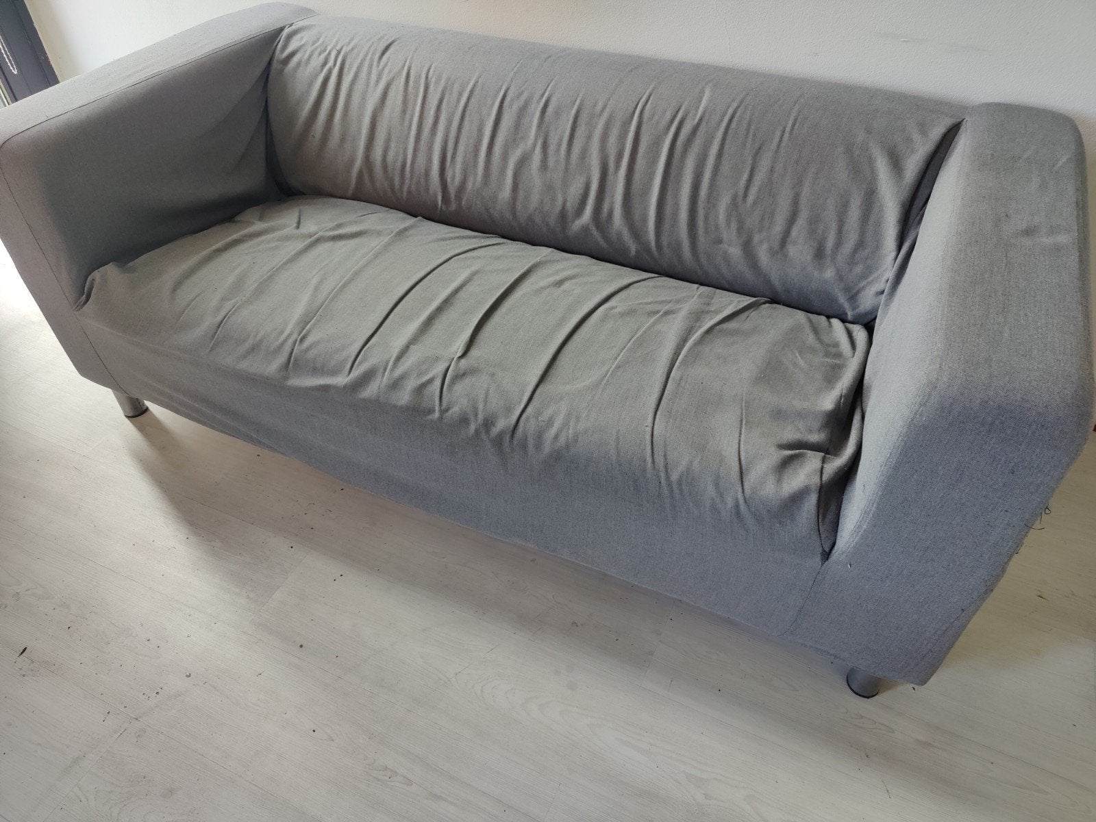Ikea Klippan bankje met grijze hoes., Ophalen, Gebruikt, 150 tot 200 cm, Tweepersoons
