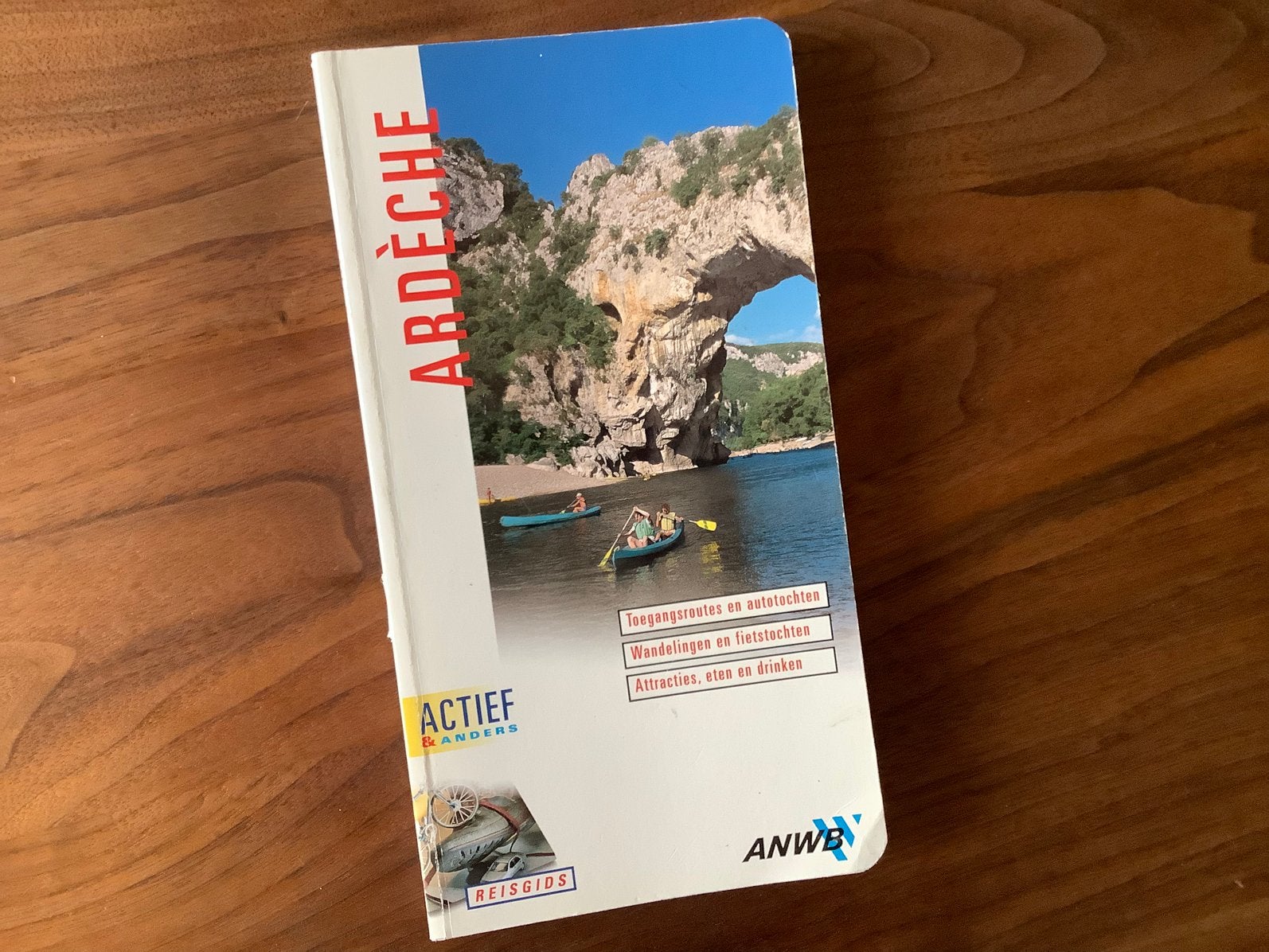Ardèche Frankrijk ANWB reisgids info tips routes kaarteb, Europa, Ophalen of Verzenden, Zo goed als nieuw, Reisgids of -boek