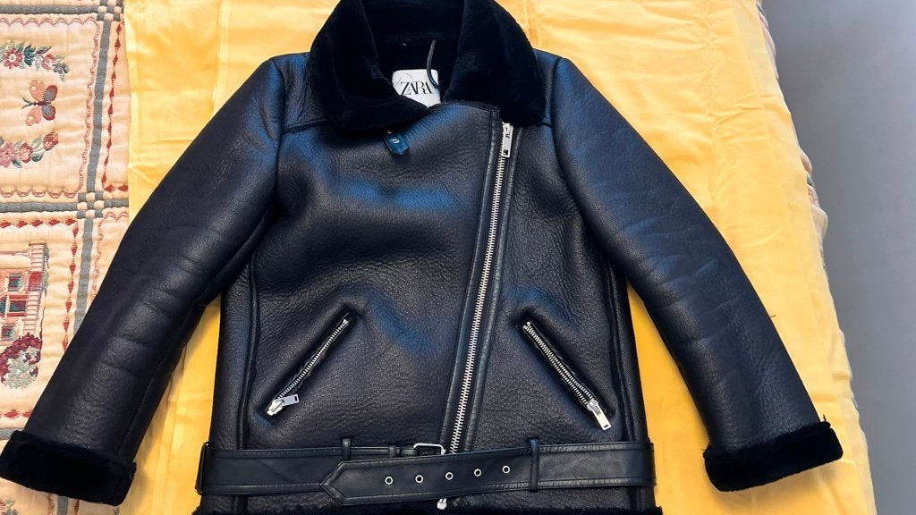 Zara Zwarte Bikerjack met Bontvoering - Maat M, Kleding | Dames, Jassen | Winter, Maat 38/40 (M), Ophalen of Verzenden, Zo goed als nieuw