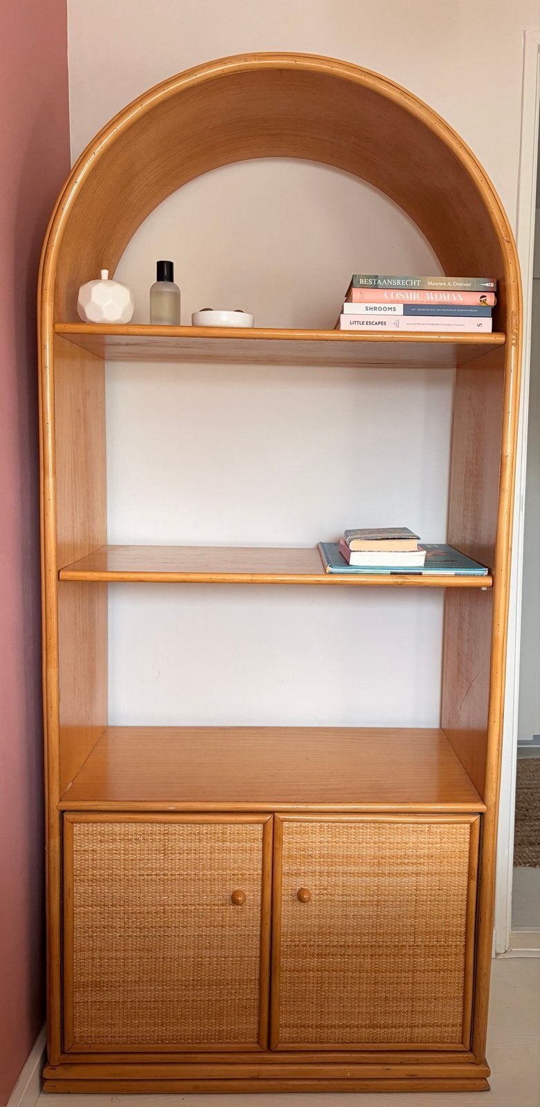 Vintage rotan boekenkast met deuren - Boogvormig, Ophalen, 50 tot 100 cm, Zo goed als nieuw, 150 tot 200 cm