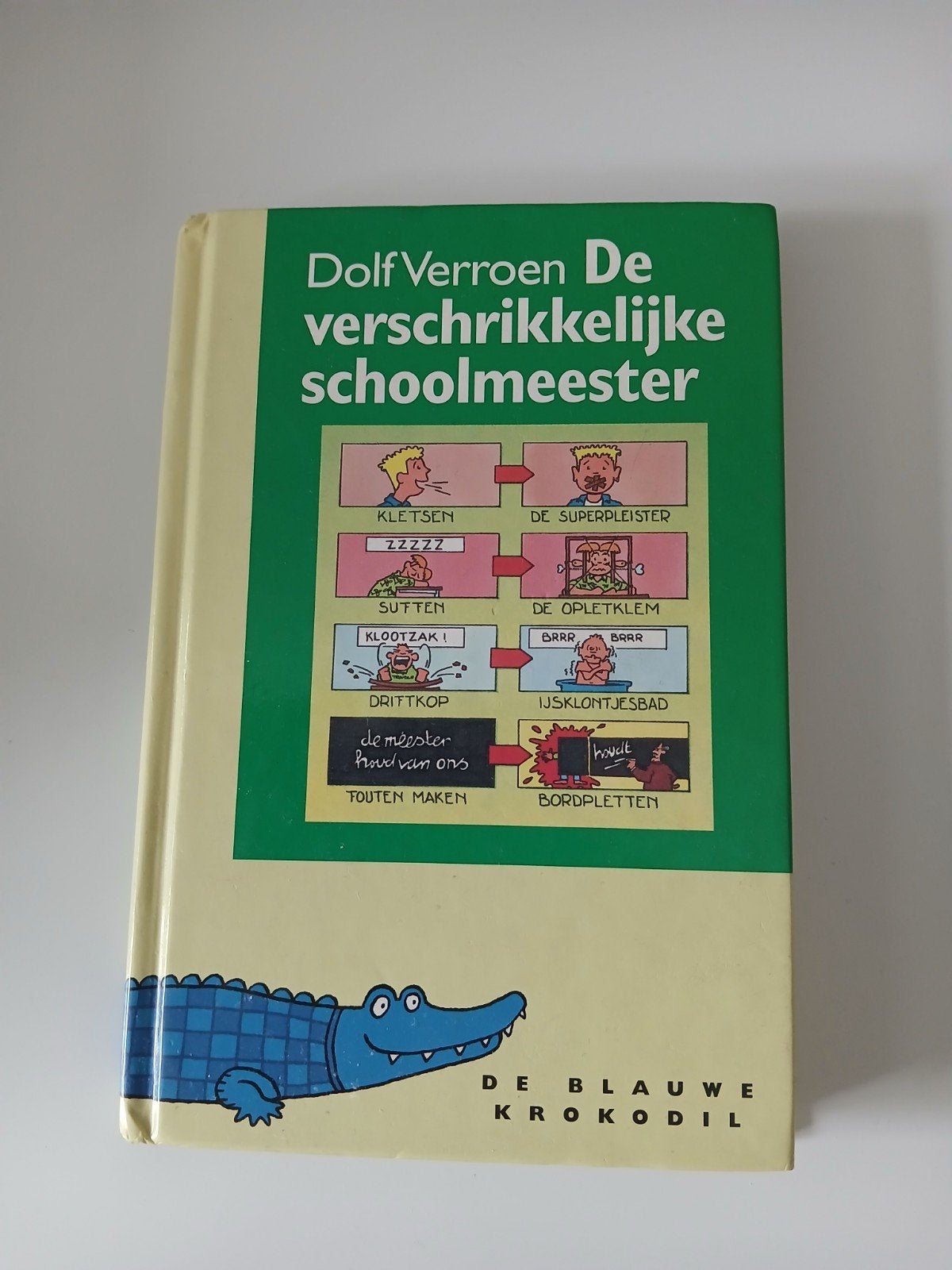 Dolf Verroen - De verschrikkelijke schoolmeester, Verzenden, Zo goed als nieuw, Dolf Verroen, Fictie algemeen