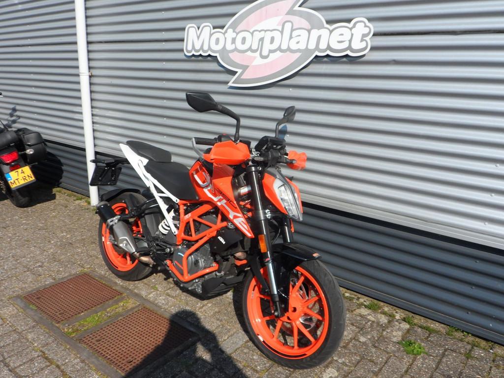 KTM 390 DUKE - 2020, Bedrijf, 373 cc, 12 t/m 35 kW, Naked bike