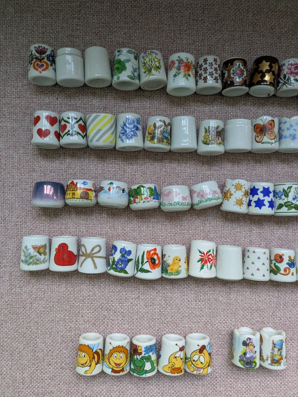 84 kaarshoudertjee, 70s. Maja de bij, jaklien lanno, disney, Verzamelen, Ophalen of Verzenden