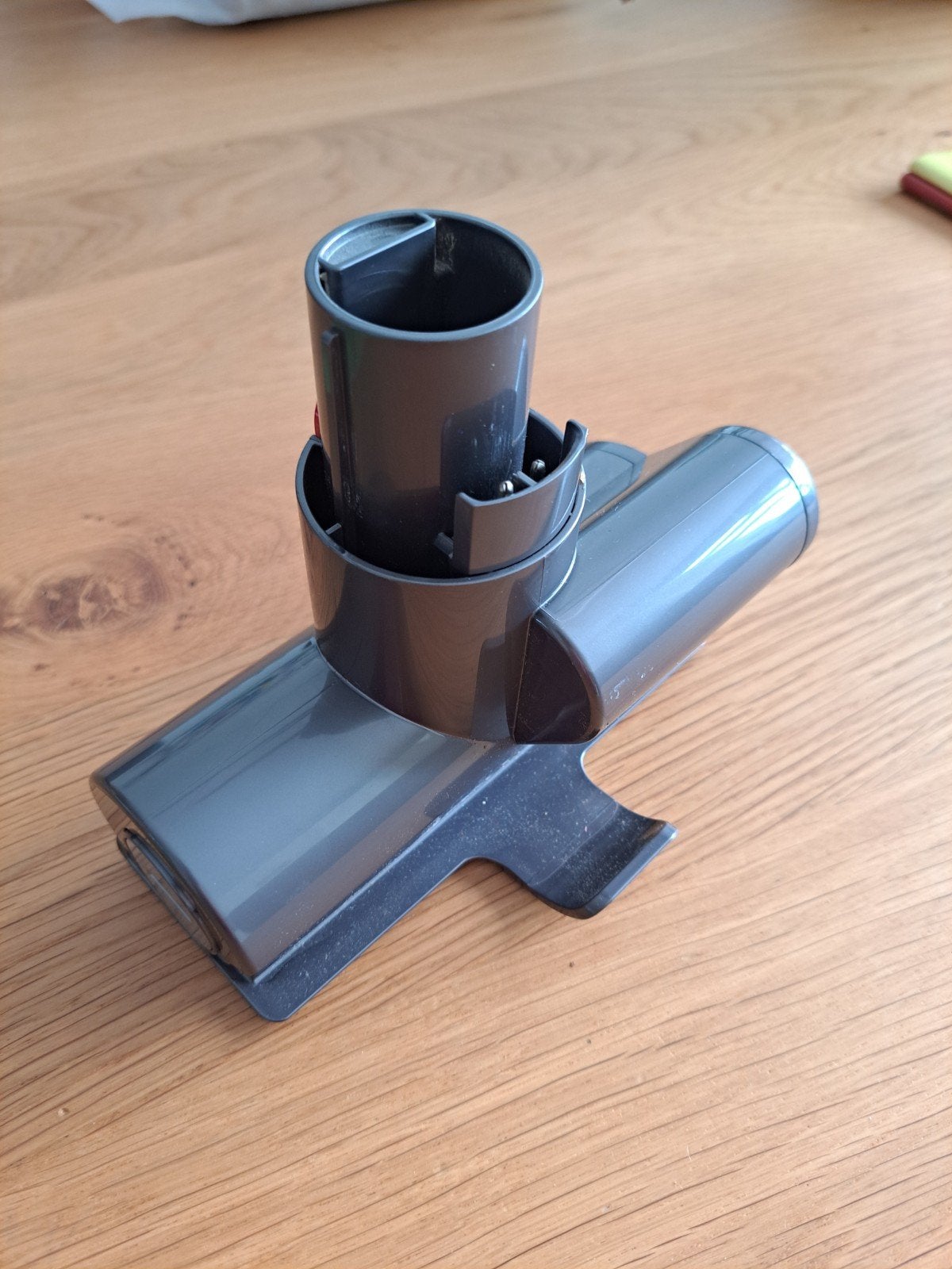 Foto 3 van te koop dyson turbo zuigmond klein.
