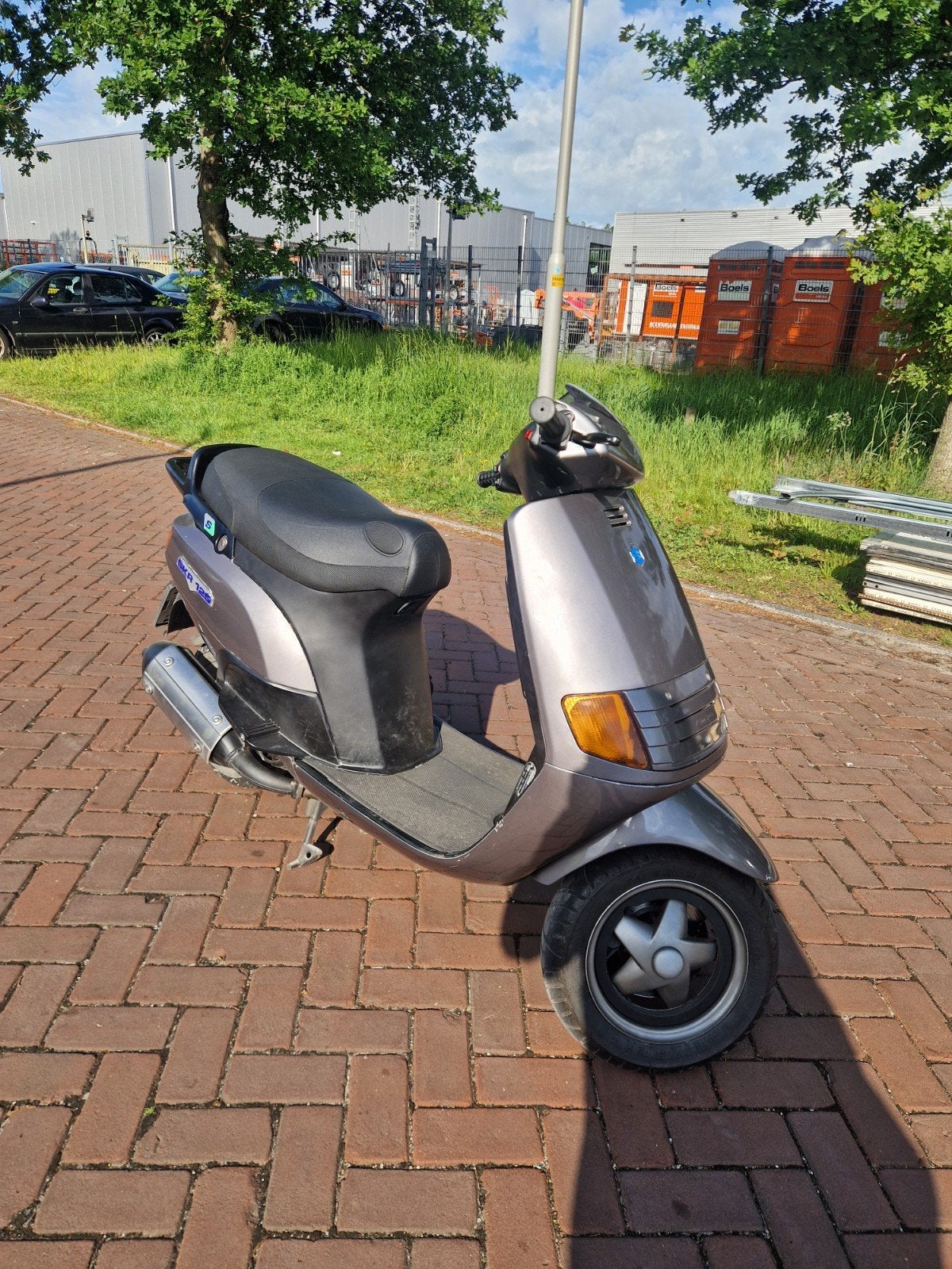 GEZOCHT! STICKERSET PIAGGIO SKR SKIPPER NIEUW OF NIEUWSTAAT, Ophalen of Verzenden, Zo goed als nieuw, Kap