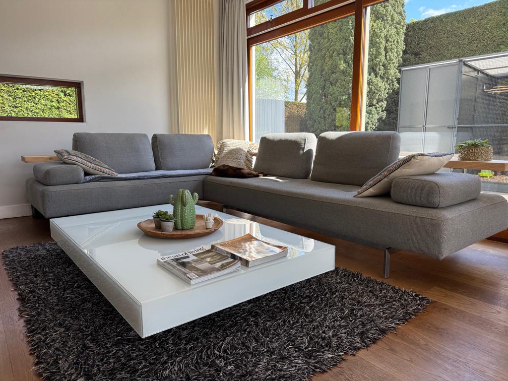 Salontafel, design. Melkglas + RVS - frame, Ophalen, Gebruikt, Glas, Rechthoekig
