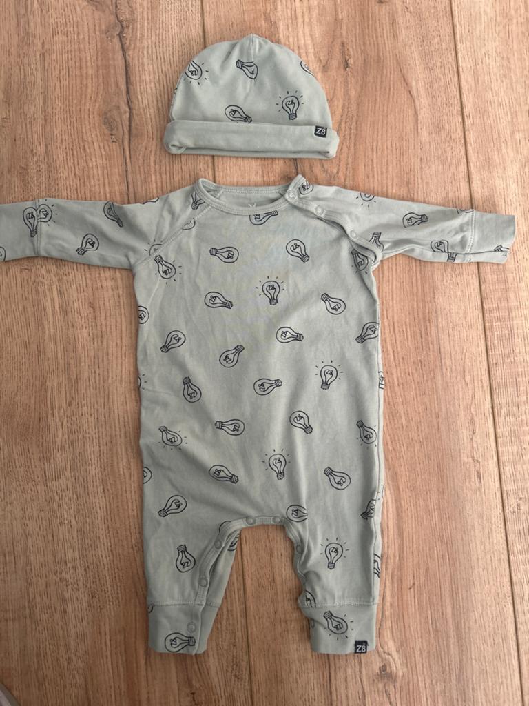 Z8 Boxpakje en mutsje met gloeilampjes print Maat 50, Kinderen en Baby's, Ophalen, Zo goed als nieuw, Jongetje of Meisje