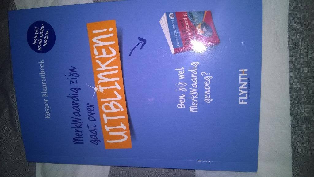 Merkwaardig zijn gaat over UITBLINKEN, Boeken, Economie, Management en Marketing, Zo goed als nieuw, Management, Ophalen of Verzenden