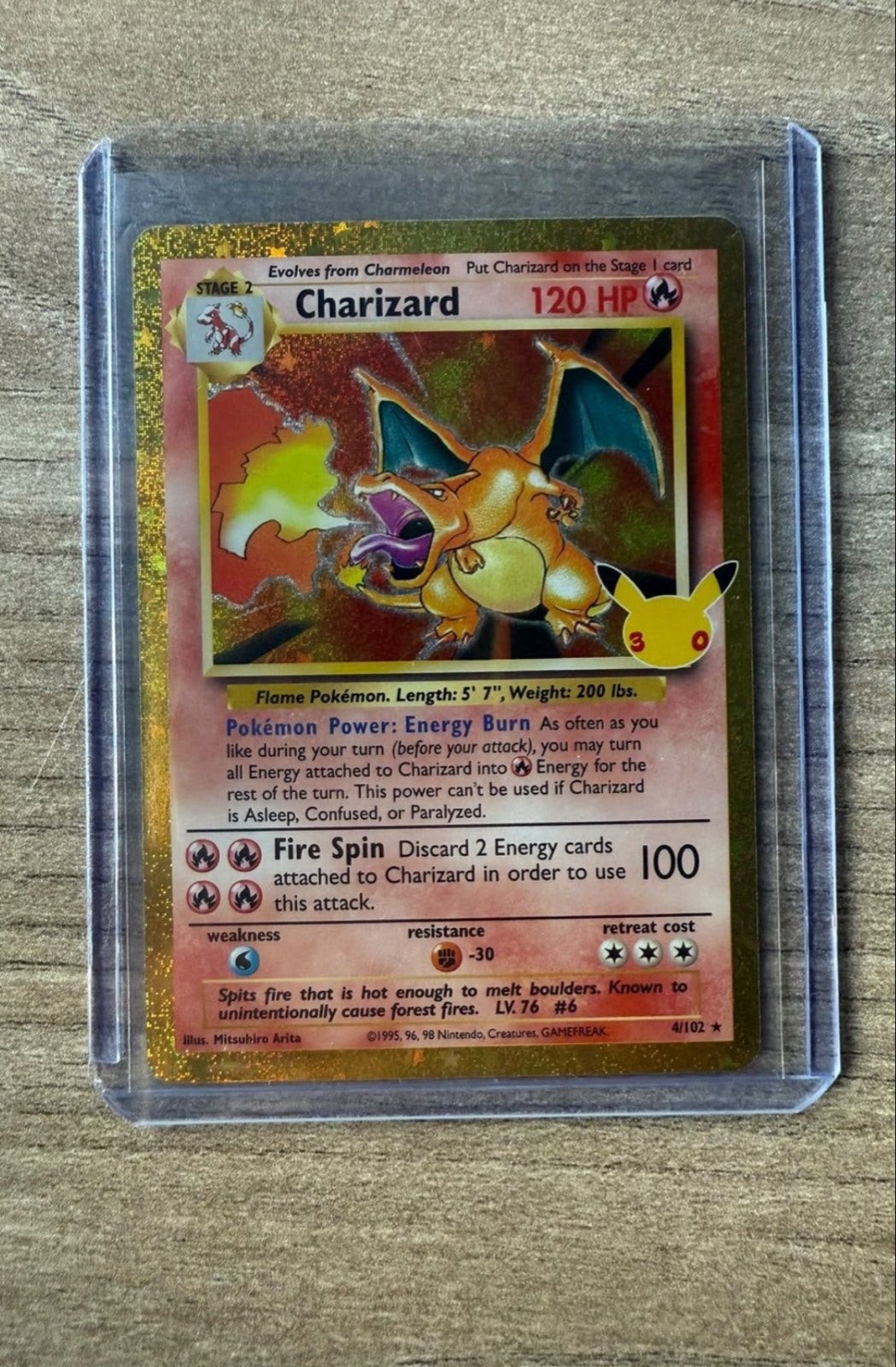 Pokémon Celebrations Charizard 4/102 Holo Kaart, Ophalen of Verzenden, Zo goed als nieuw, Losse kaart, Foil