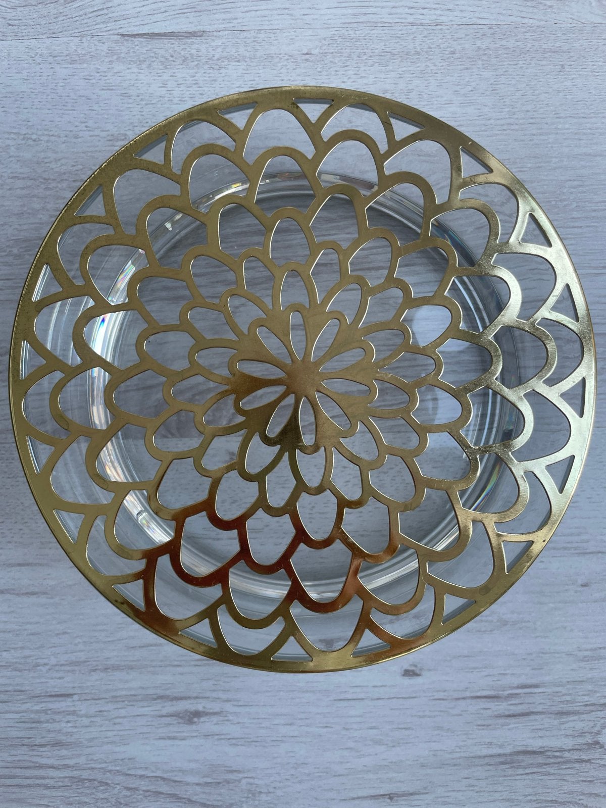 Decoratieve glazen schaal met gouden motief, Ophalen