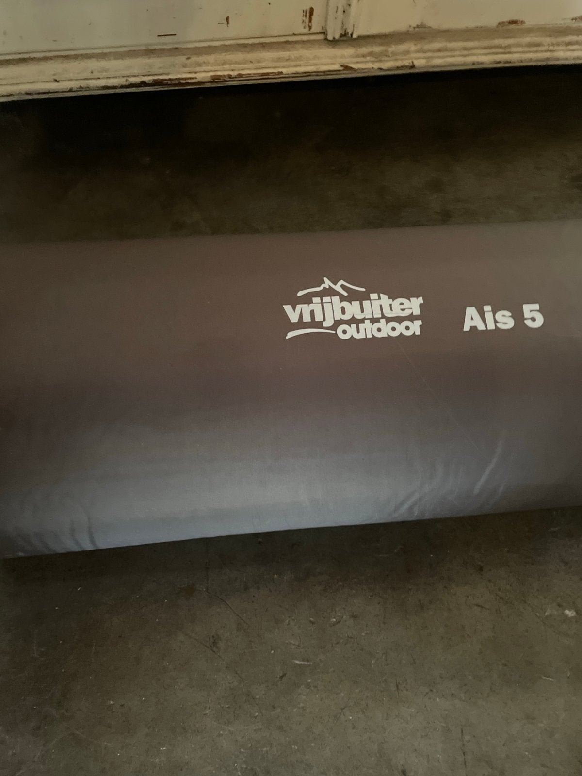 Vrijbuiter Outdoor Ais 5 Zelfopblazend Luchtbed, Ophalen of Verzenden, Ingebouwde pomp, Gebruikt, 1-persoons