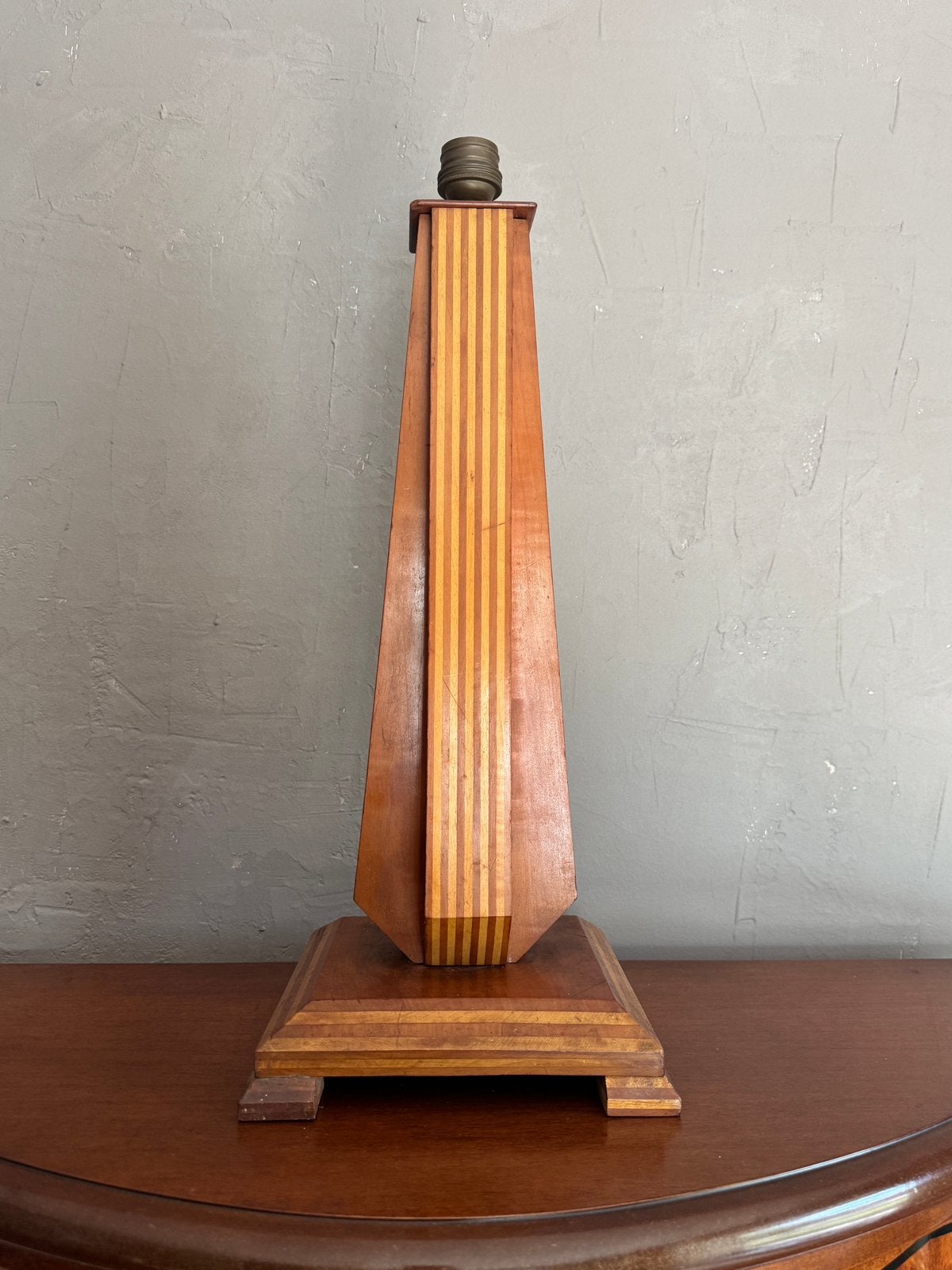 Art Deco lampvoet in obelisk vorm ingelegd hout 50cm h, Ophalen of Verzenden