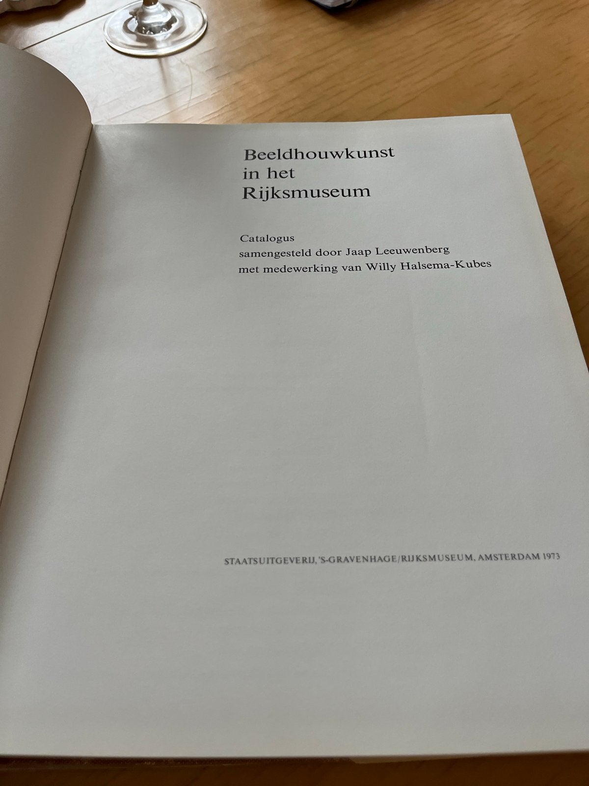 Beeldhouwkunst in het Rijksmuseum Catalogus 1973, Ophalen of Verzenden, Zo goed als nieuw, Catalogus
