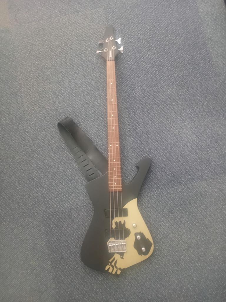 Ibanez basgitaar - Zwart met uniek design, Ophalen, Gebruikt, Elektrisch