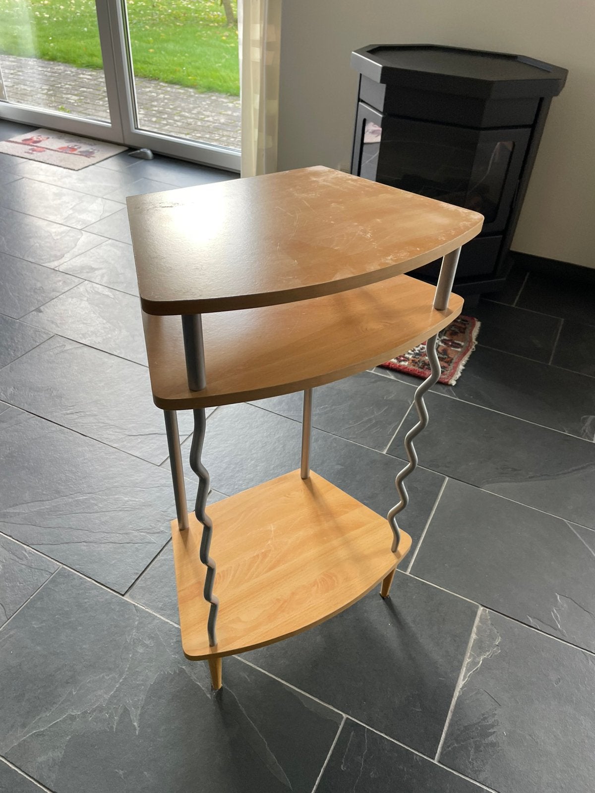Houten bijzettafel met metalen accenten, Ophalen, Minder dan 55 cm, Gebruikt, Overige vormen